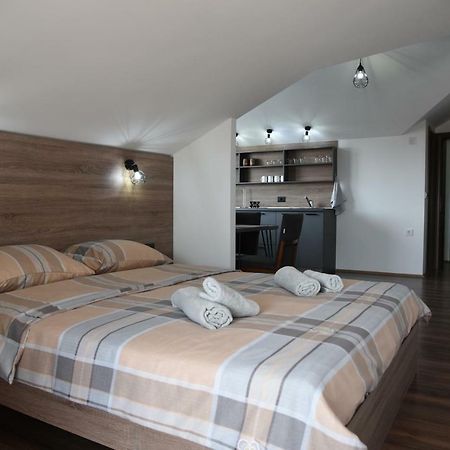 Mihail'S Apartments In Ohrid - 1 外观 照片