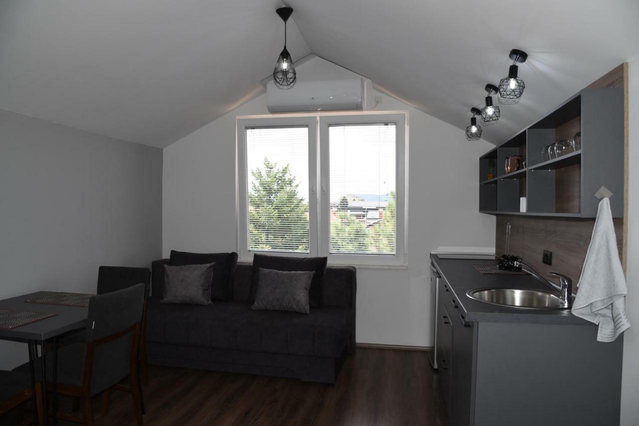 Mihail'S Apartments In Ohrid - 1 外观 照片