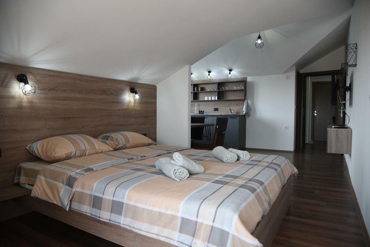 Mihail'S Apartments In Ohrid - 1 外观 照片